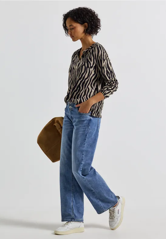 Print-Shirt im Tunika-Look Black