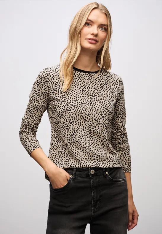Shirt in leo look null