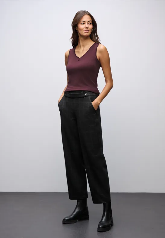 Top avec détail de boutons Jazz Berry
