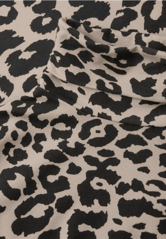 Gemustertes Rollkragenshirt soft beige