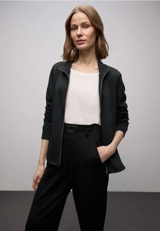 Jacke mit Tunnelzug Black