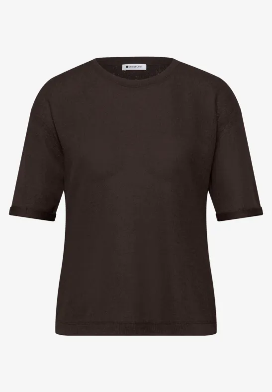 T-shirt noir à manches courtes avec col rond, coupe simple et épurée.