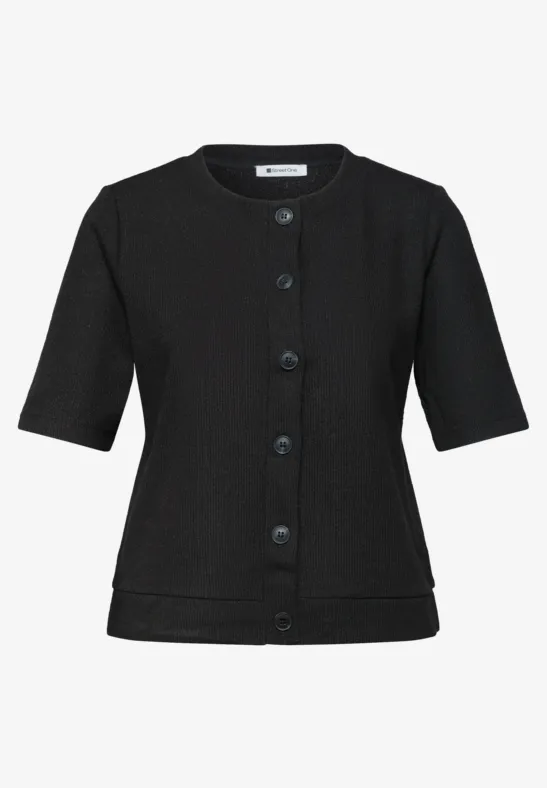 Zwarte, kort mouwens getailleerde cardigan met ronde hals en knoopsluiting.