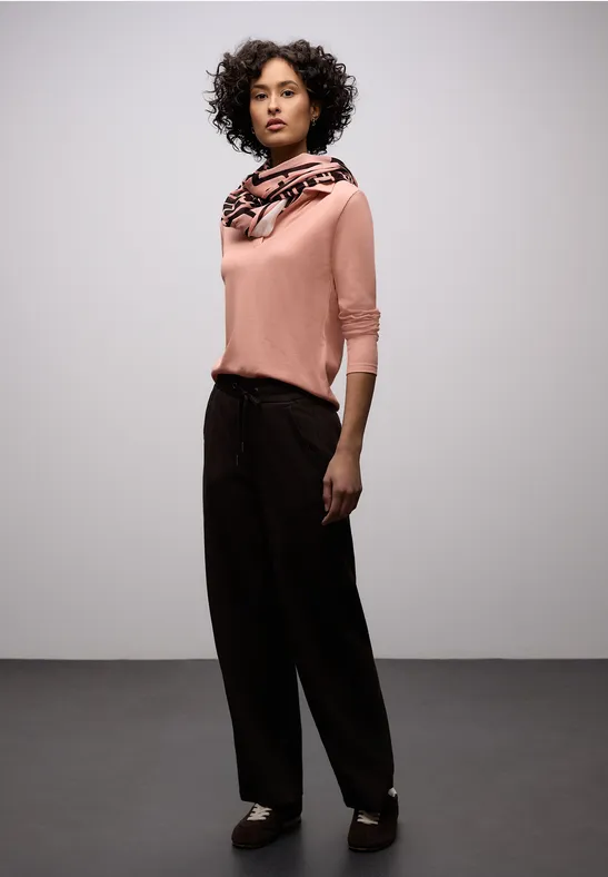 Poloshirt light apricot mel.