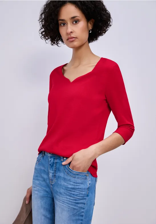 T-shirt avec encolure en cœur salsa red
