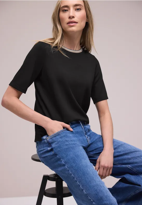 T-shirt avec détail contrasté Black