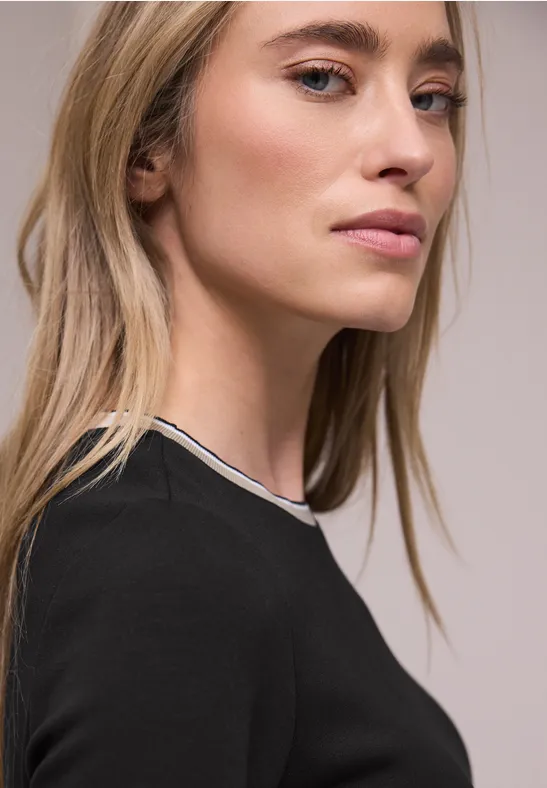 T-shirt avec détail contrasté Black