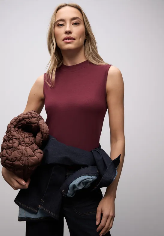 Basis top truffle red