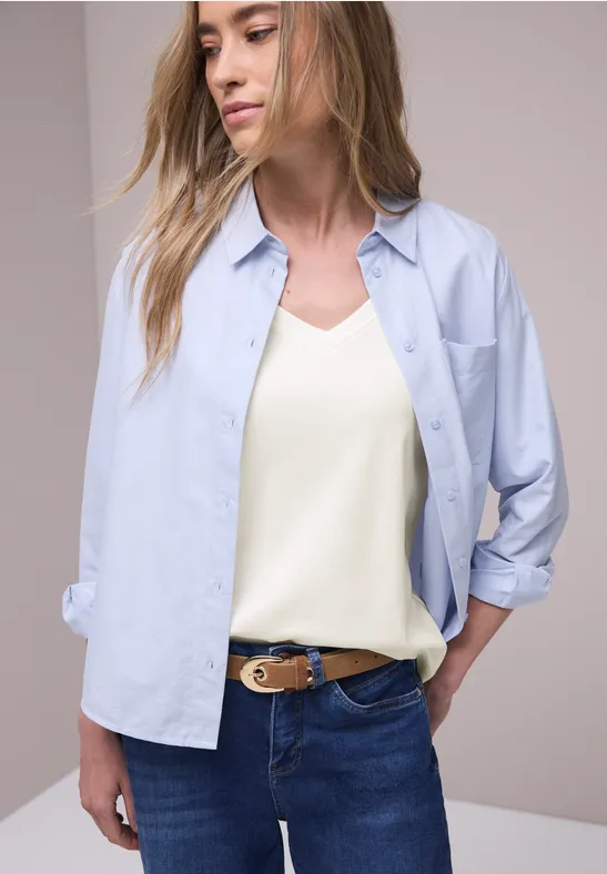 Basic T-Shirt mit V-Neck in Unifarbe off white