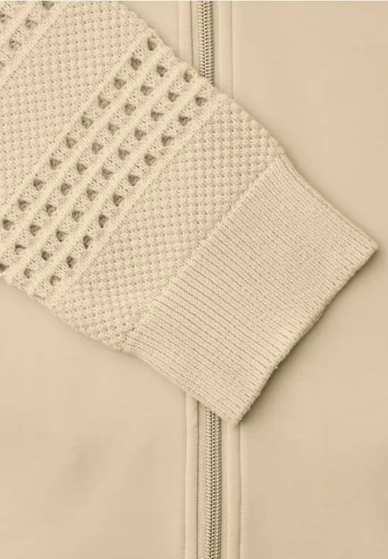 Jas met lange mouwen in Silk-Look smoke beige