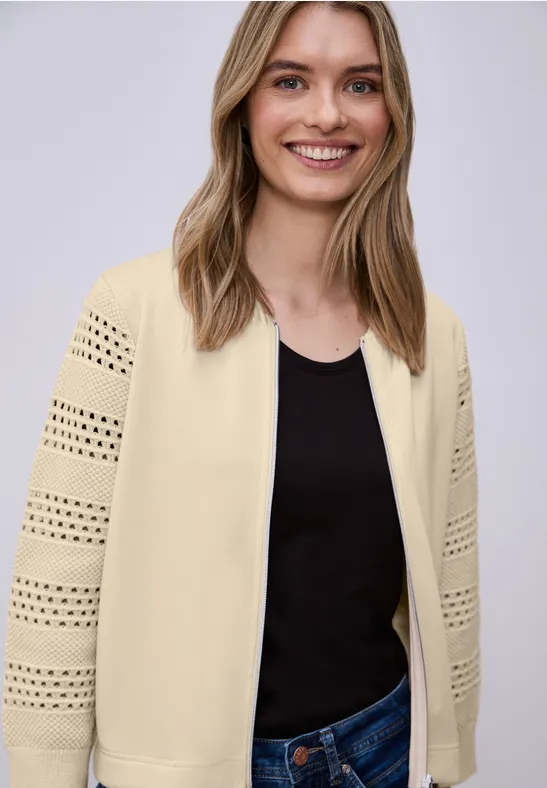 Jas met lange mouwen in Silk-Look smoke beige