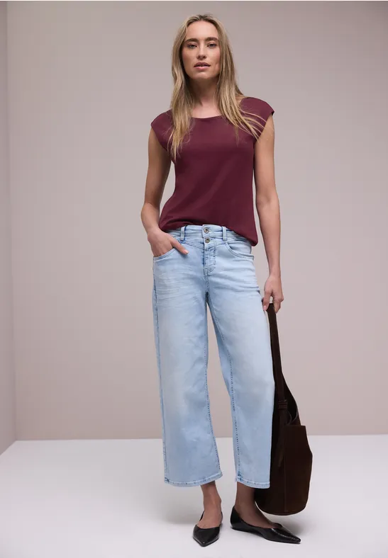 Basic Shirt mit U-Boot-Ausschnitt truffle red