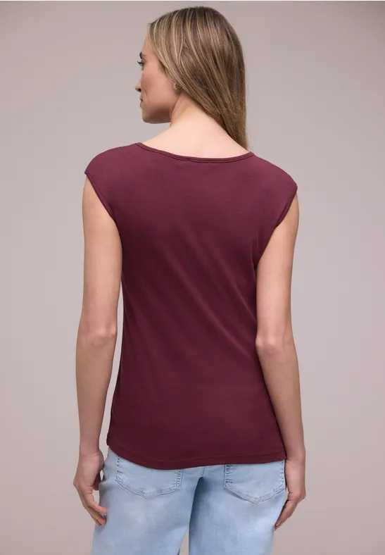 Basic Shirt mit U-Boot-Ausschnitt truffle red