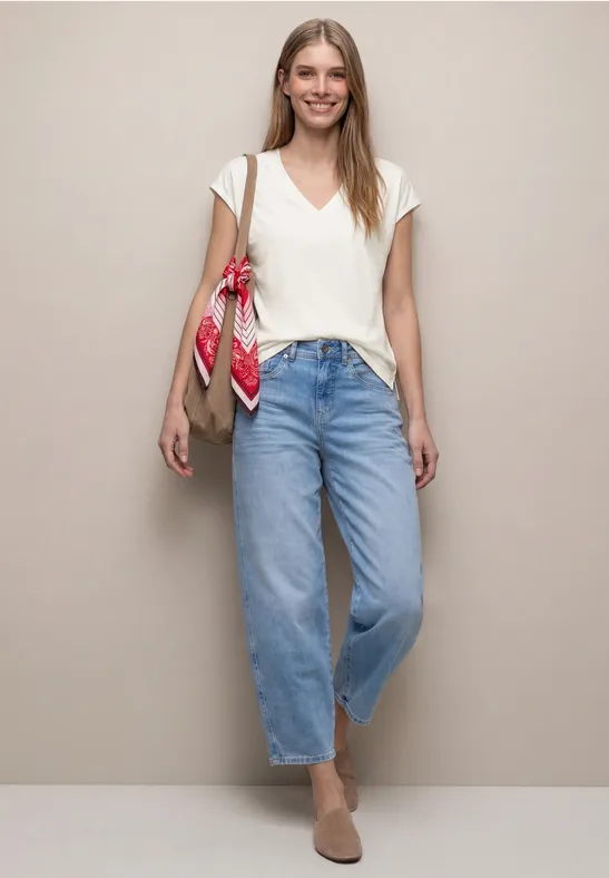 Chemise à épaules tombantes et col en V off white