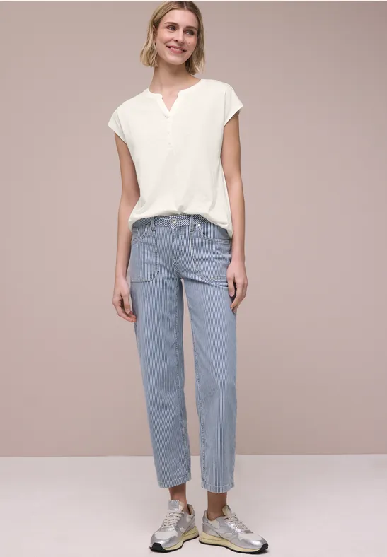 Chemise à épaules tombantes et col fendu off white