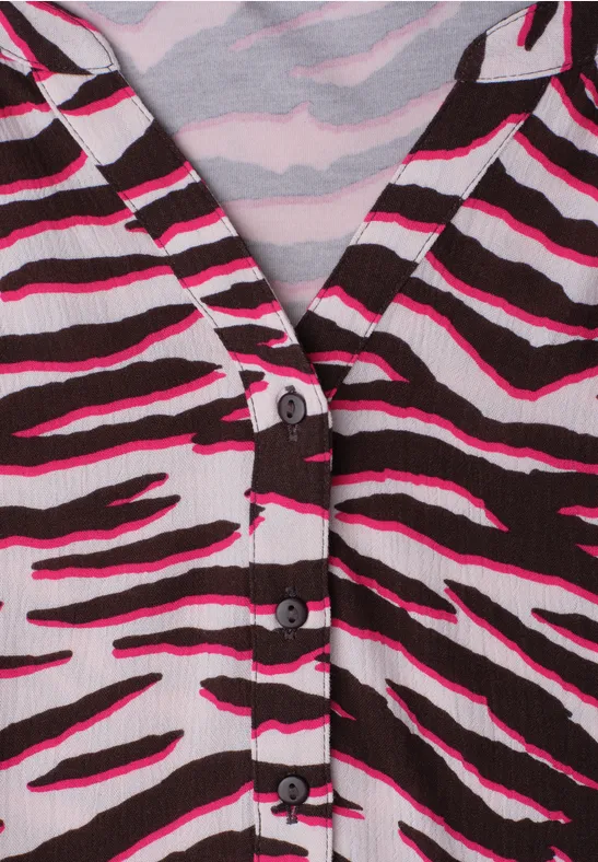 Cardigan mit zebramuster in Pink, Schwarz und Weiß, V-Ausschnitt und Knöpfen.