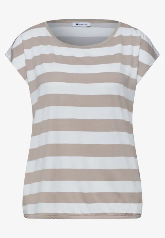T-shirt femme rayé beige et blanc, manches courtes, col rond et coupe décontractée.