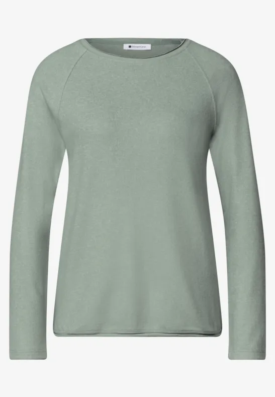 Pull vert à manches longues pour femme, col rond, coupe simple.