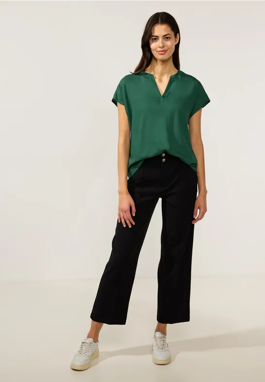 Blusenshirt in Unifarbe meadow green