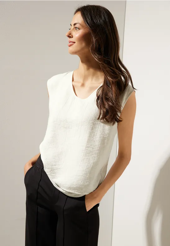 Top mit V-Ausschnitt off white