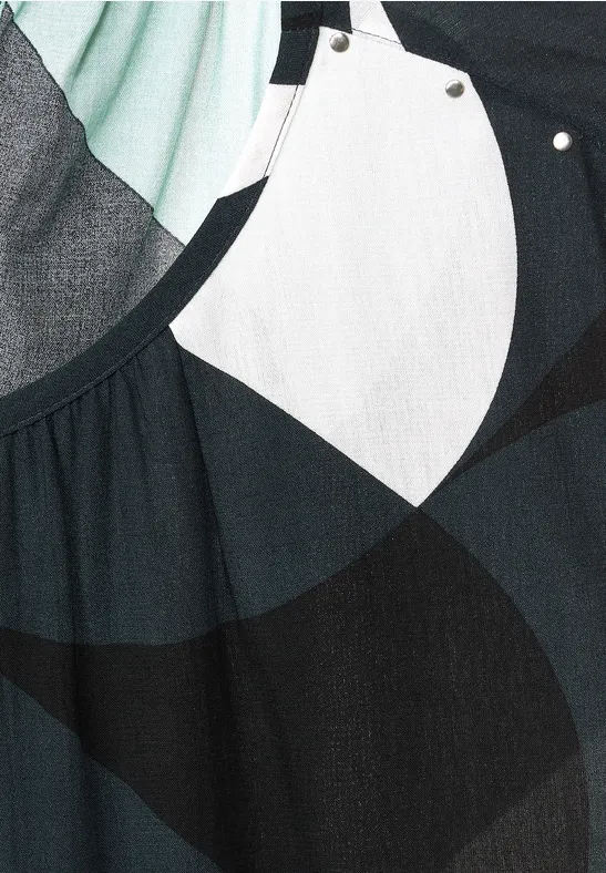 Blusenshirt mit Nietendeko cool vintage green