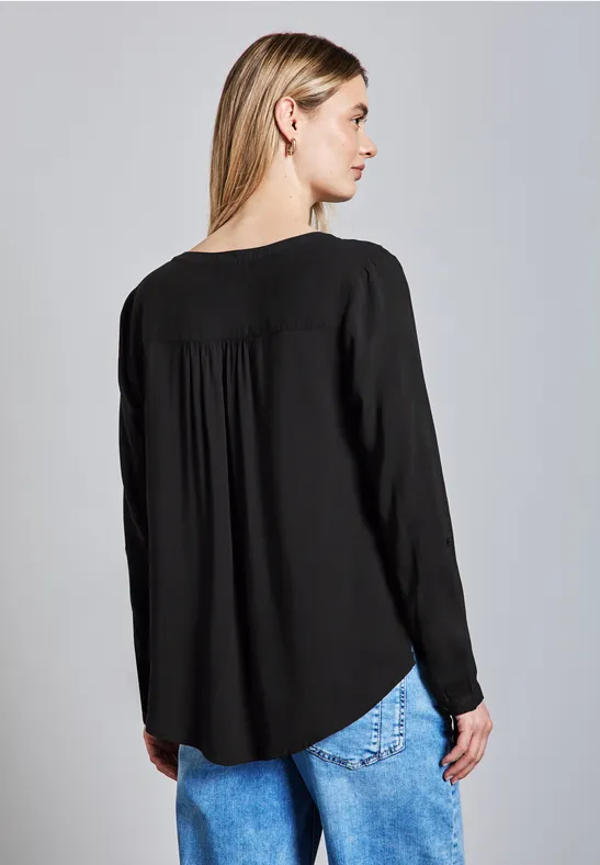 Blouse de base en couleur unie Black