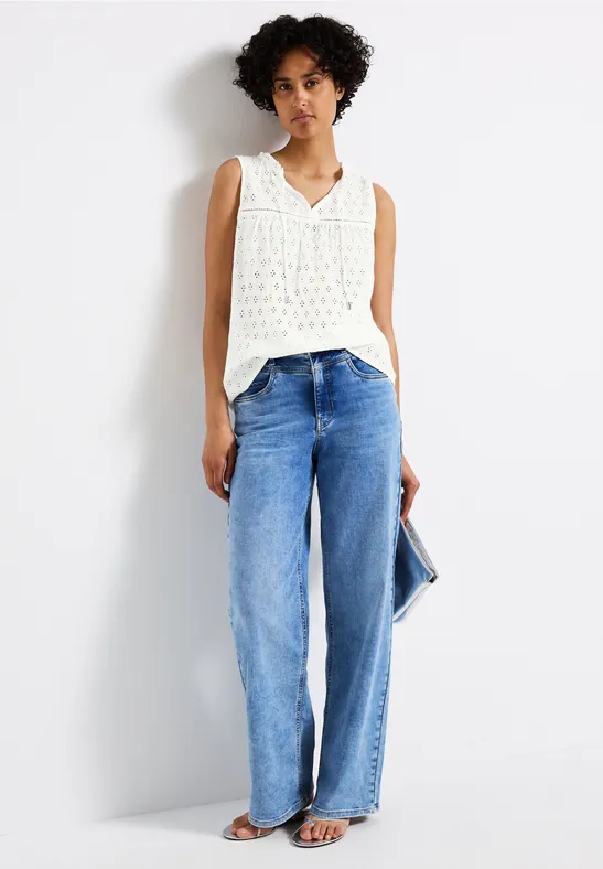 Ärmellose Stickmuster Bluse off white