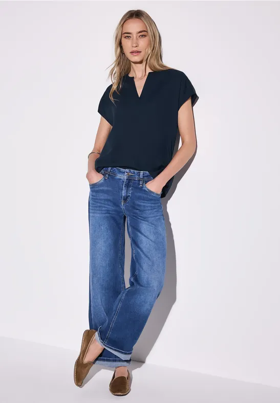 Bluse in Unifarbe deep blue