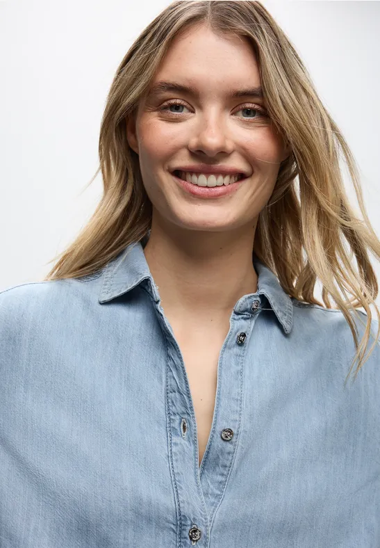 Denim blouse null