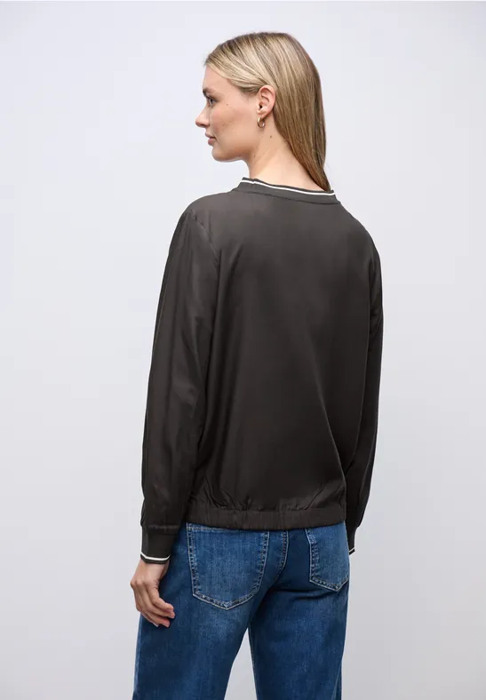 Blouse met tape details darkest brown