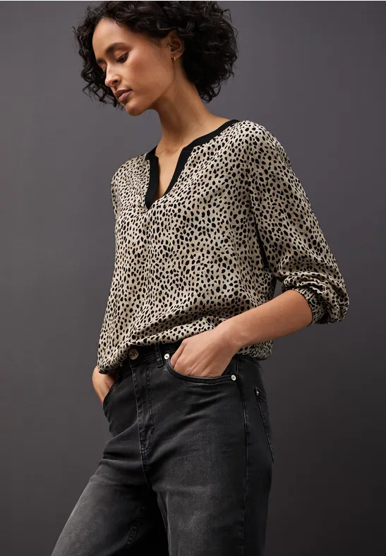 Leo Split Neck Bluse sanded beige
