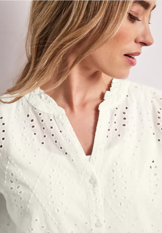 Bluse mit Split Neck und Shiffley-Muster off white
