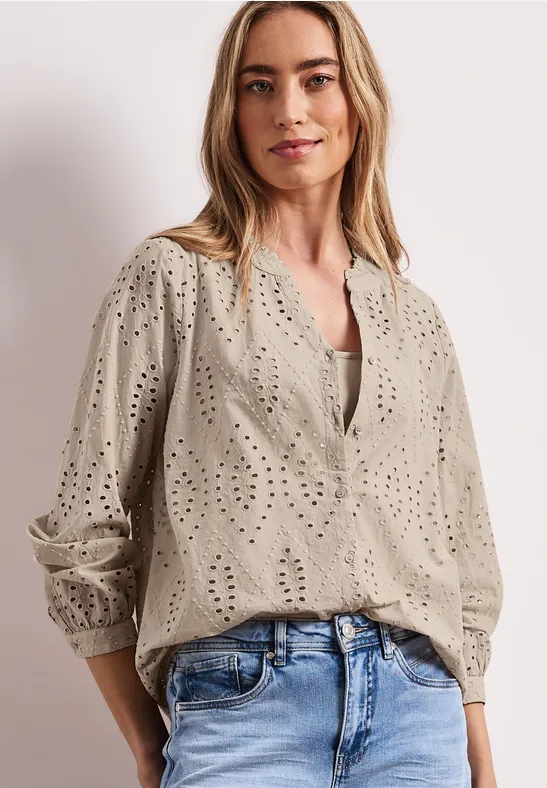 Bluse mit Split Neck und Shiffley-Muster clay sand