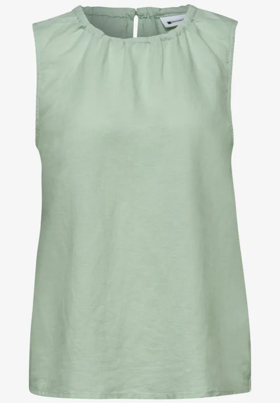 Mouwloos linnen top in mintgroen met een ronde hals.
