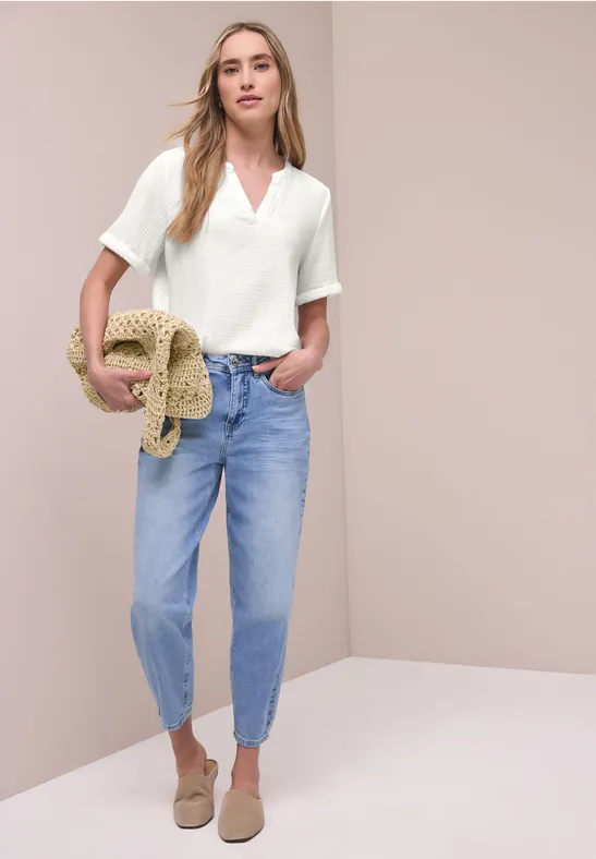 Blouse met korte mouwen in mousseline kwaliteit off white