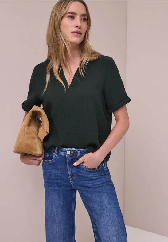 Kurzarm Bluse in Musselinqualität mit Turn-Up pine grove green