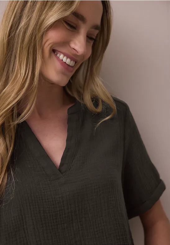 Kurzarm Bluse in Musselinqualität mit Turn-Up espresso brown