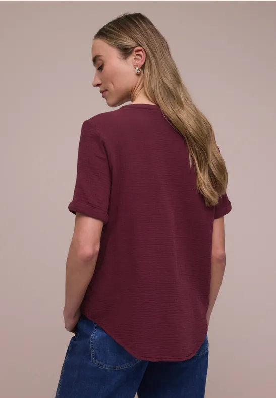 Kurzarm Bluse in Musselinqualität mit Turn-Up truffle red