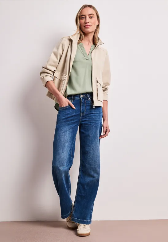 Blouse met gespleten hals en omslag mint leaf