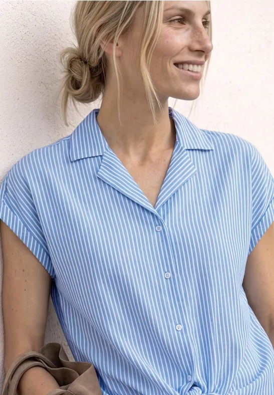 Blouse met overhangende schouders en bowlingkraag original blue