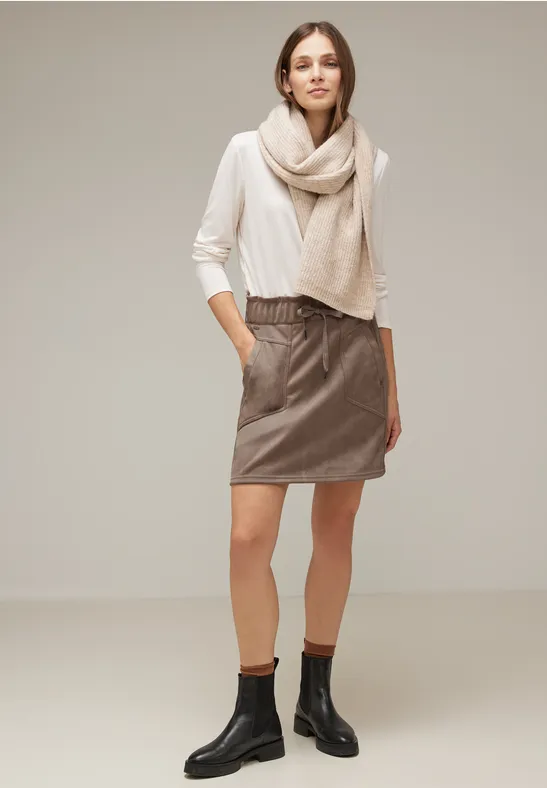 Minirock in Velours Optik nougat mocca