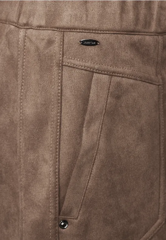 Minirock in Velours Optik nougat mocca