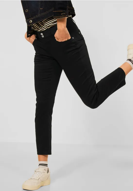 Casual Fit Hose in Unifarbe Black