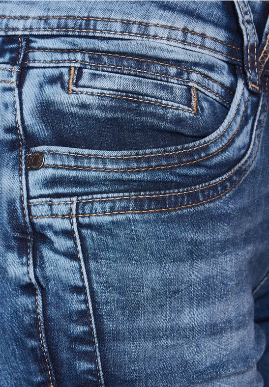 Mittelblaue Casual Fit Jeans indigo random wash