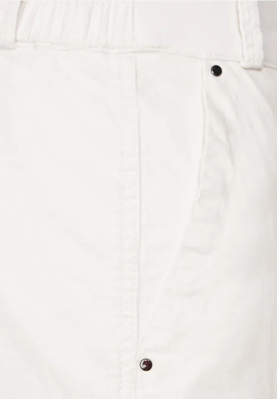 Casual Fit Babycord Hose cream white