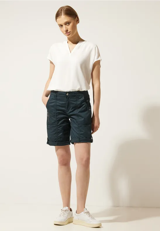 Casual Fit Bermudashorts cool vintage green