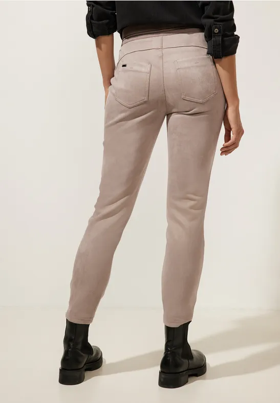 Skinny Hose in Velour Optik faded mocca