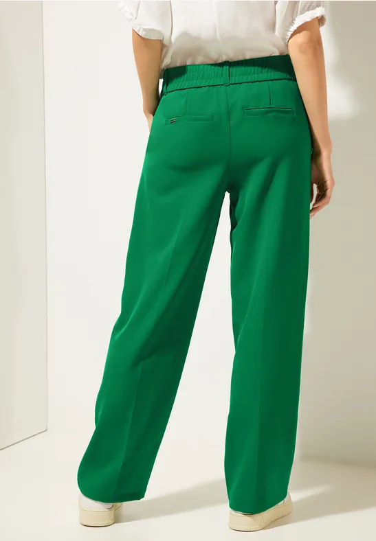 Casual Fit Hose brisk green