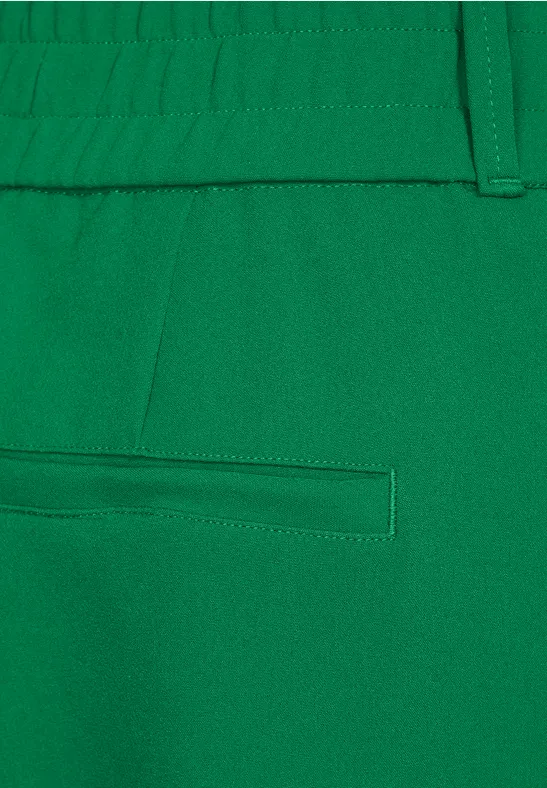 Casual Fit Hose brisk green