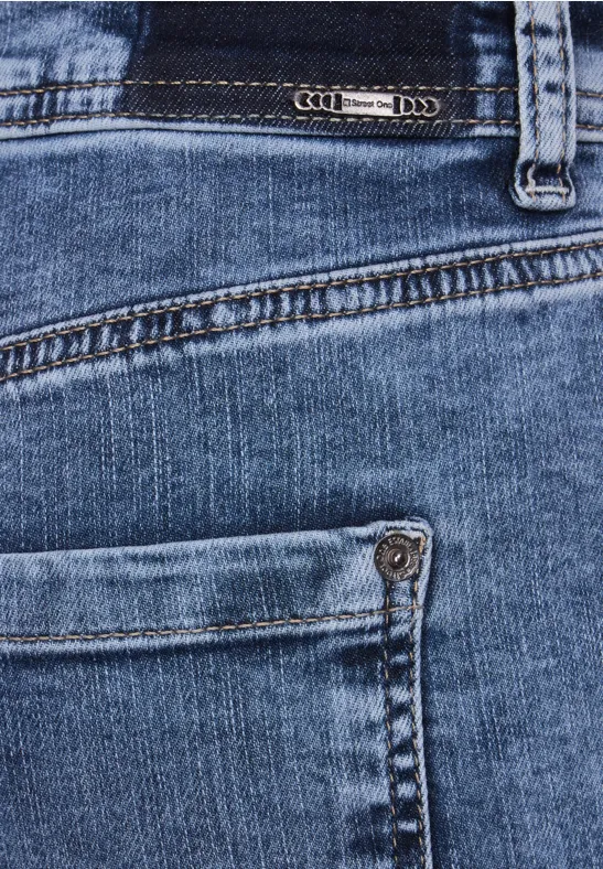 Casual Fit used Jeans mid indigo destroy wash